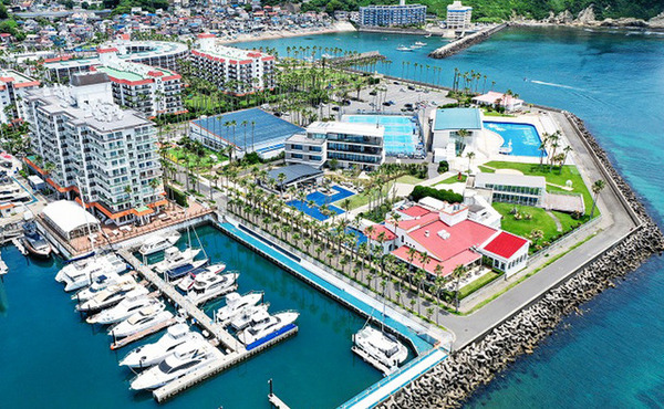 リビエラ逗子マリーナ