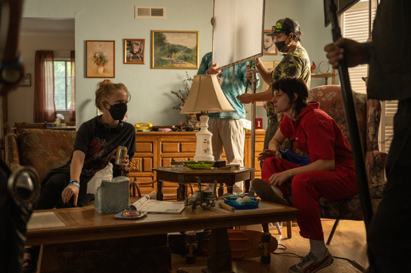 『愛はステロイド』© 2023 CRACK IN THE EARTH LLC; CHANNEL FOUR TELEVISION CORPORATION ALL RIGHTS RESERVED