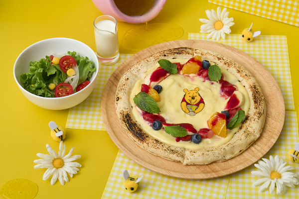 くいしんぼうのフルーツピザセット（税込2,090円）