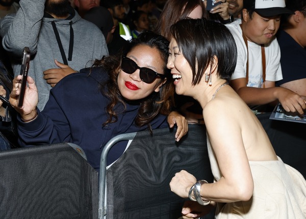 『レンタル・ファミリー』©2025 Searchlight Pictures. All Rights Reserved.