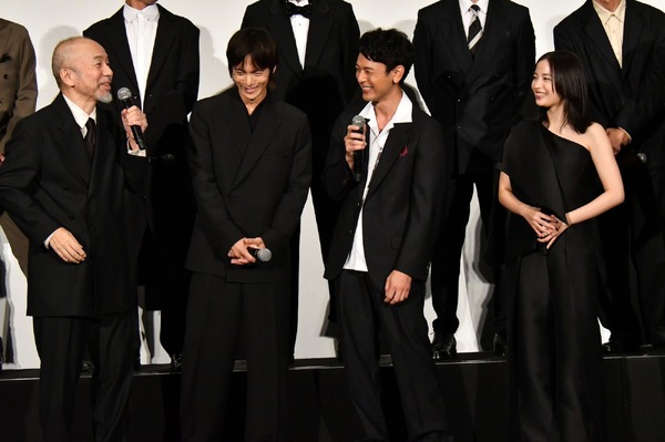 『宝島』東京プレミアイベント©真藤順丈／講談社　©2025「宝島」製作委員会