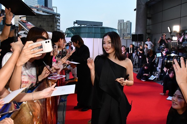 『宝島』東京プレミアイベント©真藤順丈／講談社　©2025「宝島」製作委員会