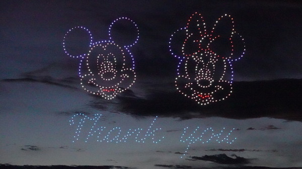 約1,500機のドローンが夜空に描くディズニーの夢の世界！第4回水都くらわんか花火大会で追加開催決定As to Disney artwork, logos and properties： (C) Disney