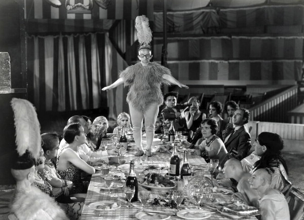 『フリークス』