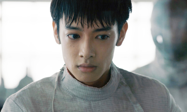 『ピアス　刺心』© Potocol_Flash Forward Entertainment_Harine Films_Elysiüm Ciné