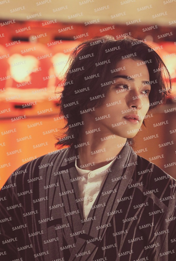 セブンネット限定版「横浜流星2026年カレンダー」（C）KADOKAWA