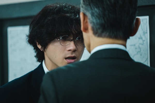 『爆弾』©呉勝浩／講談社　©2025映画『爆弾』製作委員会