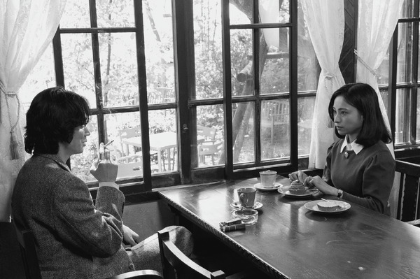 『星と月は天の穴』©️2025「星と月は天の穴」製作委員会