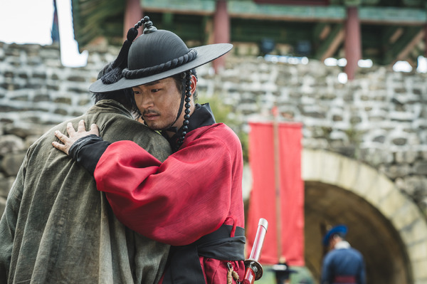 「濁流」(c) 2025 Disney and its related entities