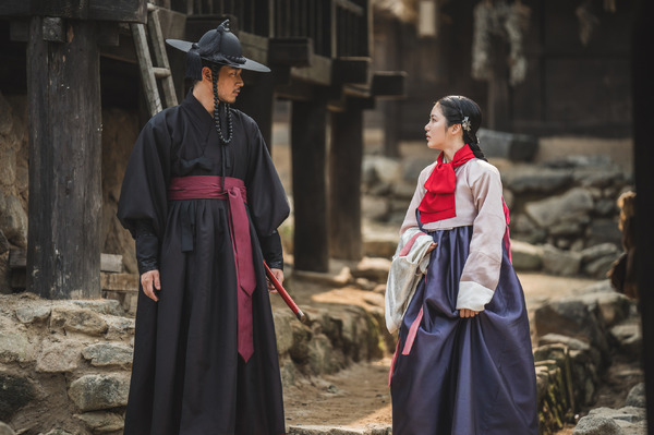 「濁流」(c) 2025 Disney and its related entities