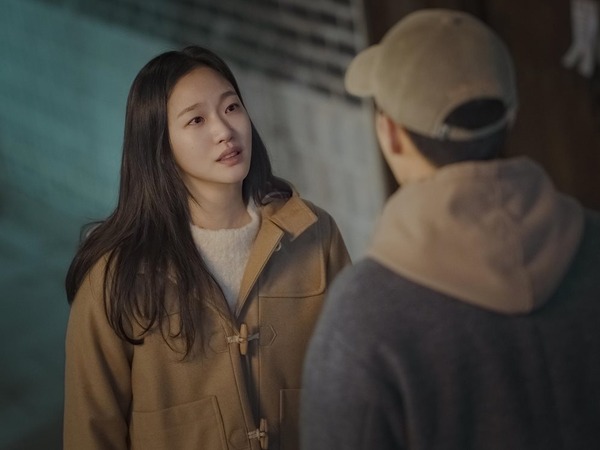 Netflix『ウンジュンとサンヨン』でキム・ゴウンが紡ぐ20代から40代へ続く心の軌跡