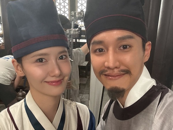 『暴君のシェフ』料理勝負の通訳官、実は3か国語を操る「あの人」だった!!