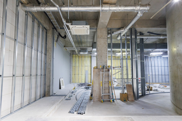 「CineMalice シネマリス」内部