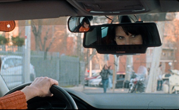 『サムシング・ハプンズ・トゥ・ミー』©UNA PRODUCCIÓN DE QUE NADIE DUERMA AIE - AVANPOST