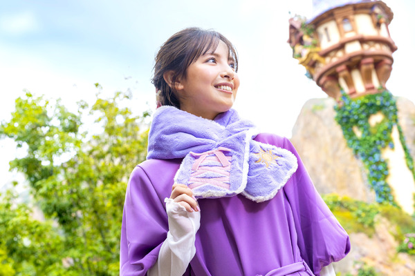東京ディズニーシー「ファンタジースプリングス」の世界観あふれる新グッズが登場！みんなで着られるパーカーやマフラーも