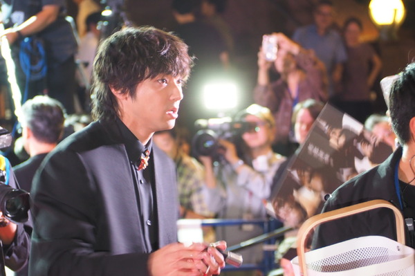 山田裕貴『爆弾』レッドカーペット