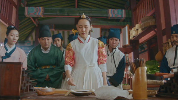 「哲仁王后～俺がクイーン!?～」(C) STUDIO DRAGON CORPORATION