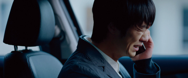 『あの時、愛を伝えられなかった僕の、３つの“もしも”の世界。』©Lewis Pictures All Rights Reserved