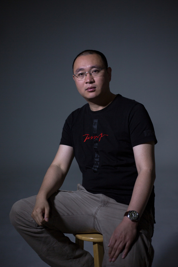 『大地に生きる』フオ・モン監督