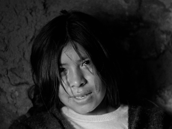 『少女はアンデスの星を見た』©2023 CINE AYMARA STUDIOS