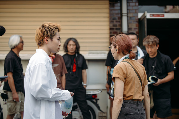 『愚か者の身分』メイキング©️2025映画「愚か者の身分」製作委員会