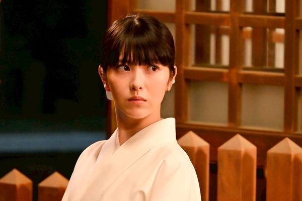 「もしもこの世が舞台なら、楽屋はどこにあるのだろう」2話 (c) フジテレビ