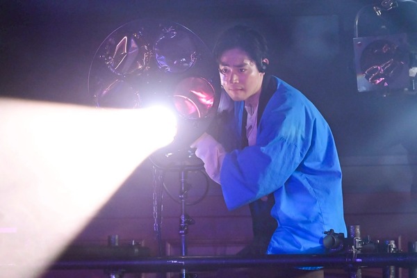 「もしもこの世が舞台なら、楽屋はどこにあるのだろう」2話 (c) フジテレビ