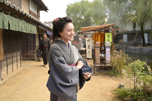 連続テレビ小説「風、薫る」上坂樹里がクランクイン　©NHK