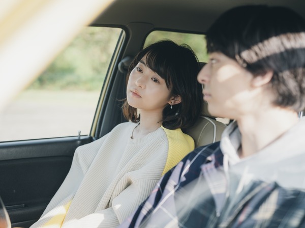 『架空の犬と嘘をつく猫』©2025 映画「架空の犬と嘘をつく猫」製作委員会