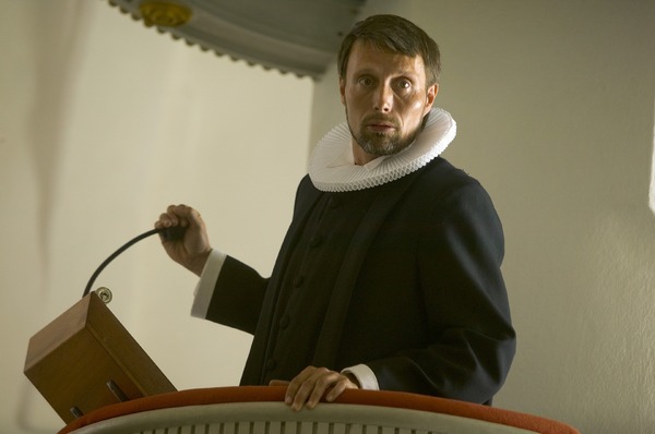 『アダムズ・アップル』© 2005 M&M Adams Apples ApS.