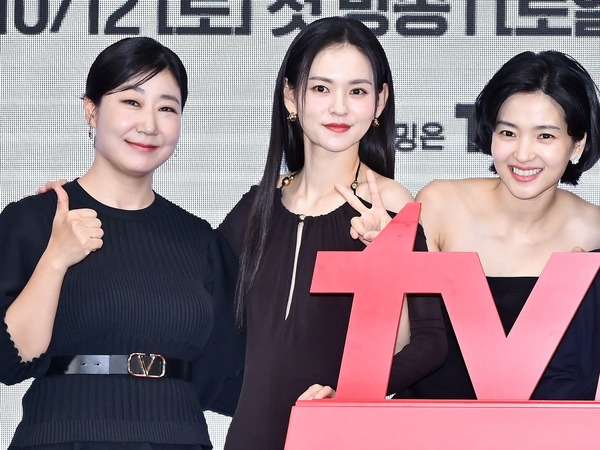 『ジョンニョン』『私の完璧な秘書』出演女優が電撃結婚!!キム・ユネが花嫁に!!