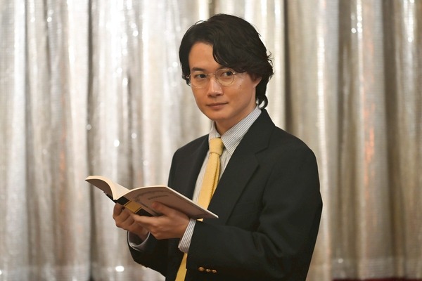 「もしもこの世が舞台なら、楽屋はどこにあるのだろう」3話(c)フジテレビ