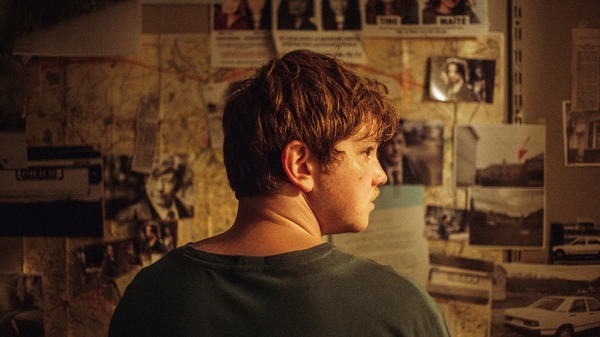 『マルドロール／腐敗』©FRAKAS PRODUCTIONS - THE JOKERS FILMS – ONE EYED – RTBF – FRANCE 2 – 2024