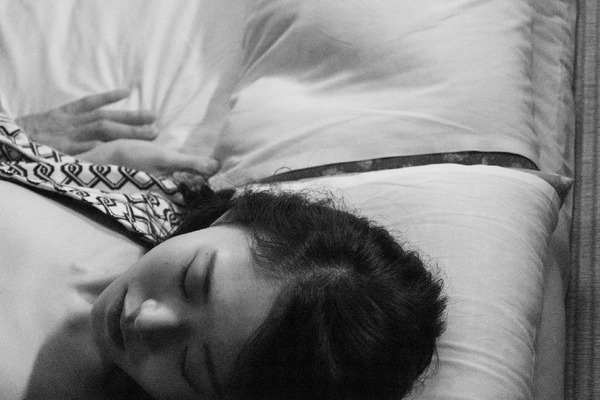 『星と月は天の穴』©️2025「星と月は天の穴」製作委員会　