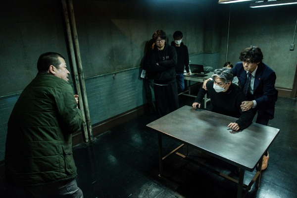 『爆弾』(c)呉勝浩／講談社　(c)2025映画『爆弾』製作委員会