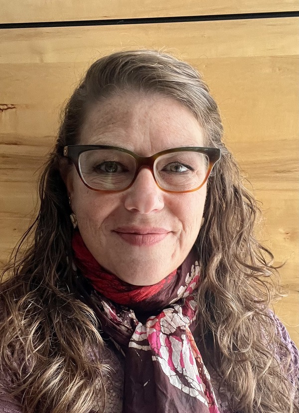 フェリシア・キャッツ＝ハリス（Felicia Katz-Harris）（米国代表／サンタフェ国際民俗芸術博物館元展示責任者）