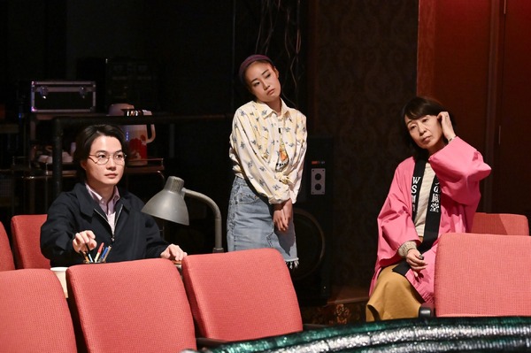 「もしもこの世が舞台なら、楽屋はどこにあるのだろう」4話(c)フジテレビ