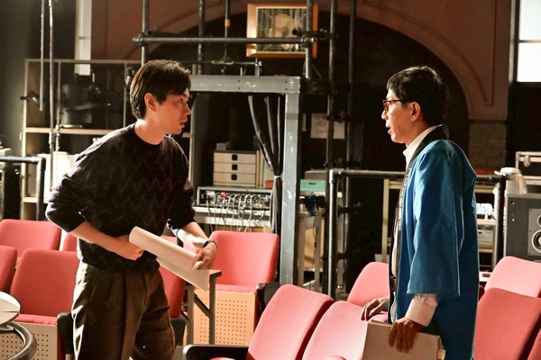 「もしもこの世が舞台なら、楽屋はどこにあるのだろう」4話(c)フジテレビ