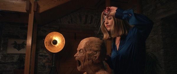 『視える』© 2023 Shudder / Keeper Pictures Limited / Nowhere Content Inc　All Rights Reserved