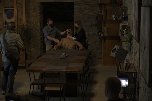 『視える』メイキング© 2023 Shudder / Keeper Pictures Limited / Nowhere Content Inc　All Rights Reserved