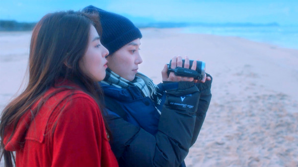 『12月の君へ』©2025 Elles Films Co., Ltd.