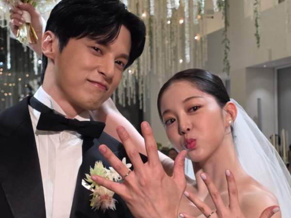 『キング・ザ・ランド』女優キム・ガウン、愉快な結婚式の様子を公開！「ドレスを蹴り上げる花嫁」