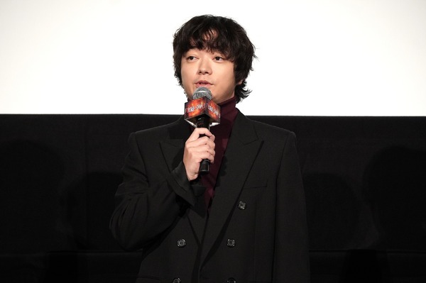 染谷将太『爆弾』初日舞台挨拶