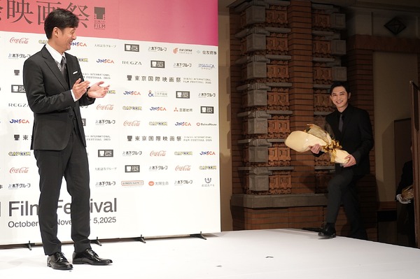 李相日監督、吉沢亮／第38回東京国際映画祭の「黒澤明賞」授賞式