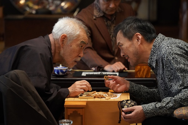 『盤上の向日葵』©2025映画「盤上の向日葵」製作委員会