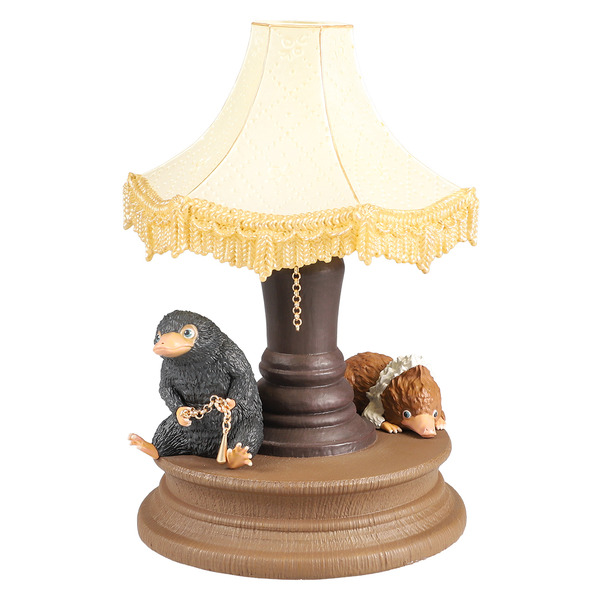 「ベビーニフラー ランプ」All characters and elements © & ™ Warner Bros. Entertainment Inc.Publishing Rights © JKR. (s25)