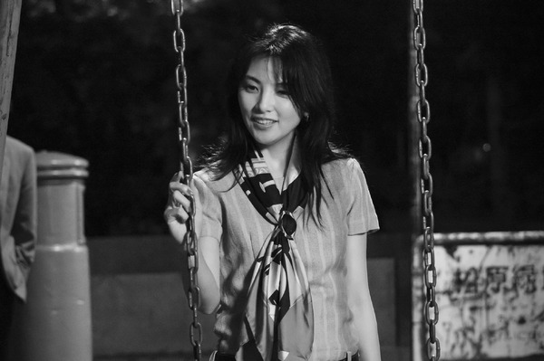 『星と月は天の穴』©️ 2025「星と月は天の穴」製作委員会