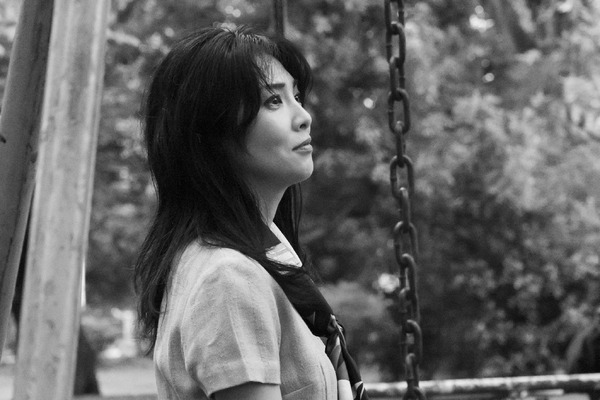 『星と月は天の穴』©️ 2025「星と月は天の穴」製作委員会