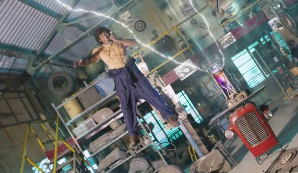 『マーク・アントニー』©Mini Studio  ©Ayngaran International