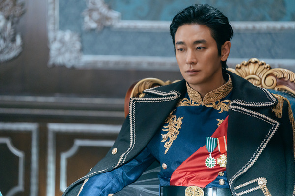 「再婚承認を要求します」　©2025 Disney and its related entities